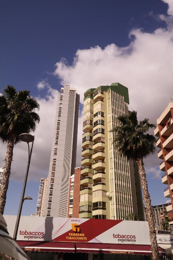 Apartamentos Torre Gerona Benidorm Exterior photo