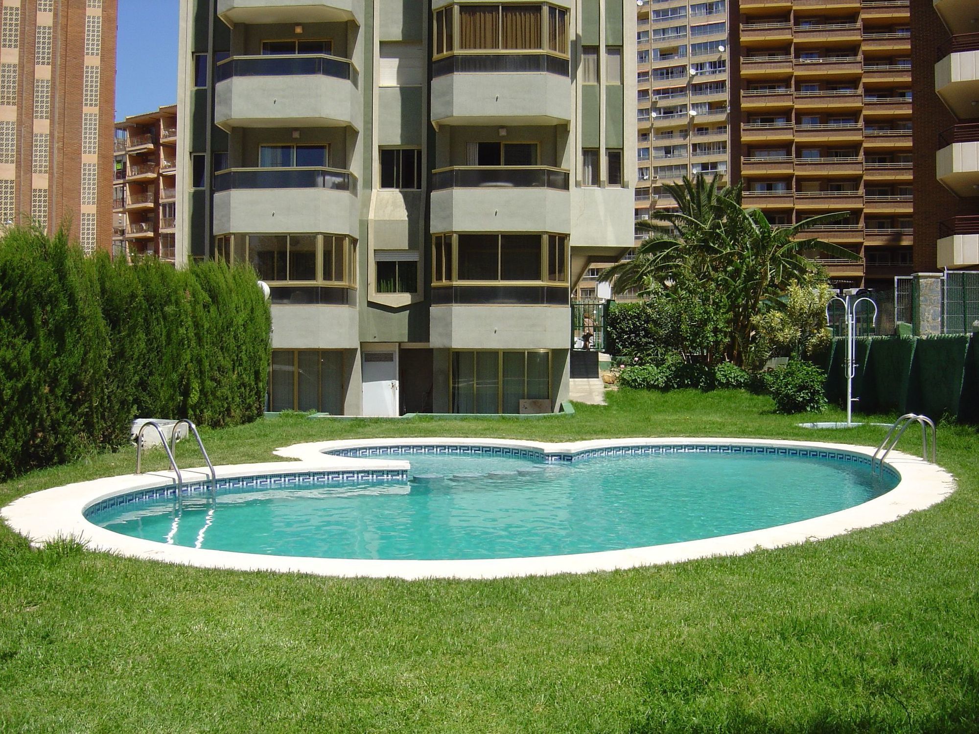 Apartamentos Torre Gerona Benidorm Exterior photo